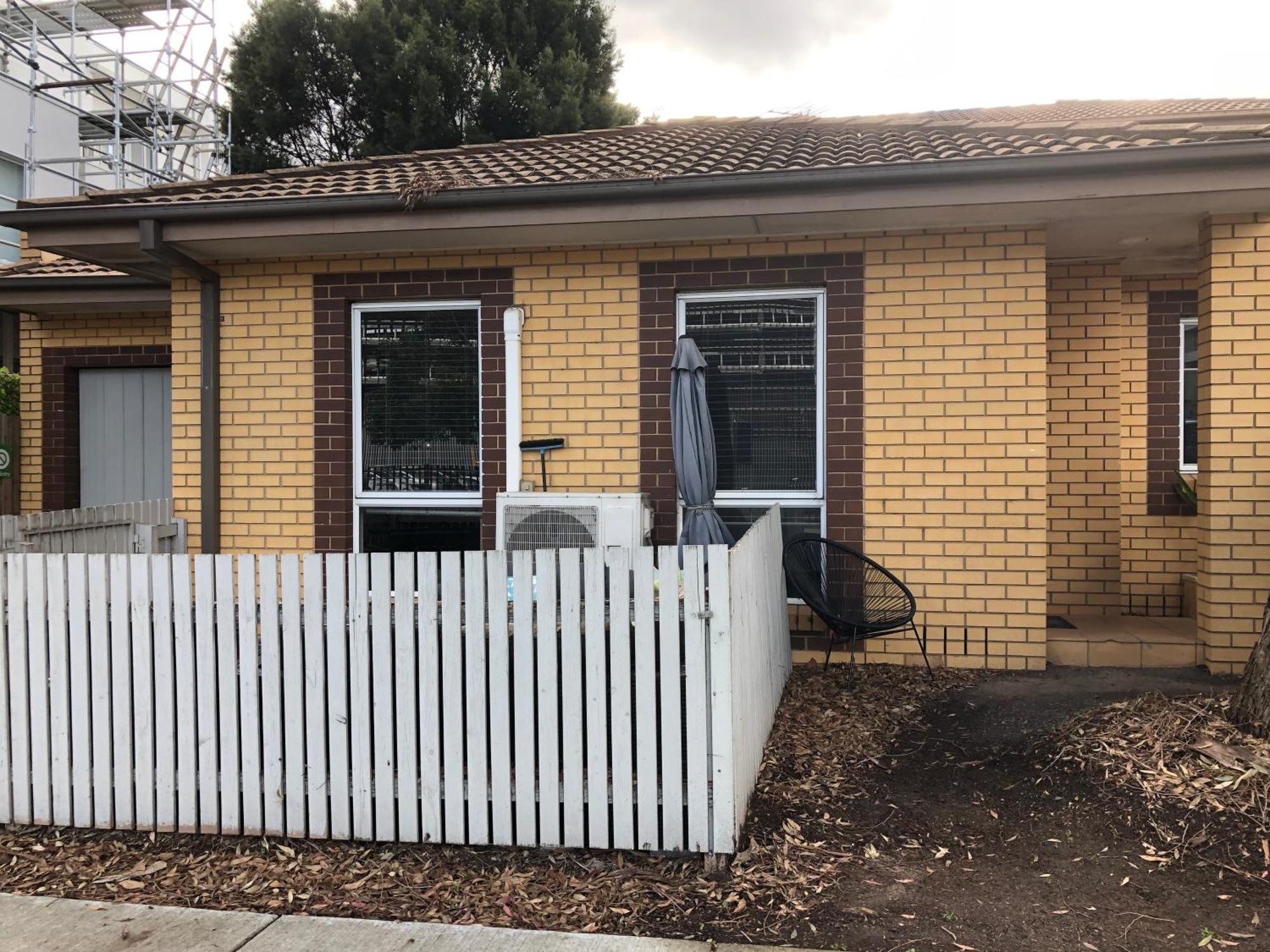 2bdr 1bth 1car Unit Clayton